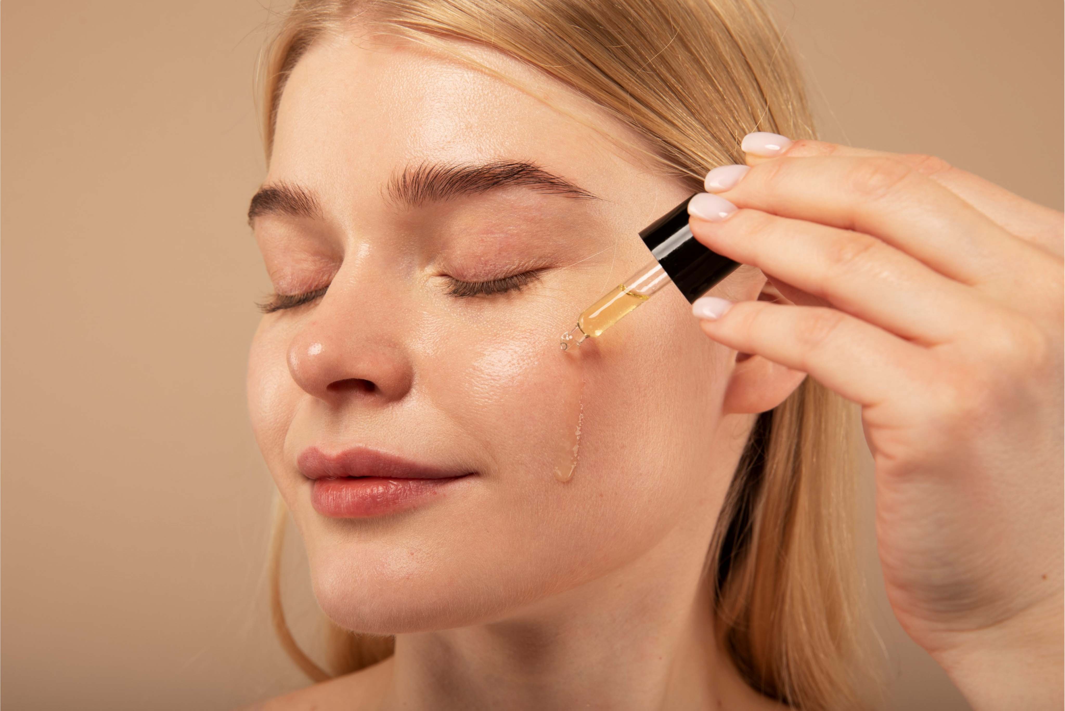 Serum bottles and droppers